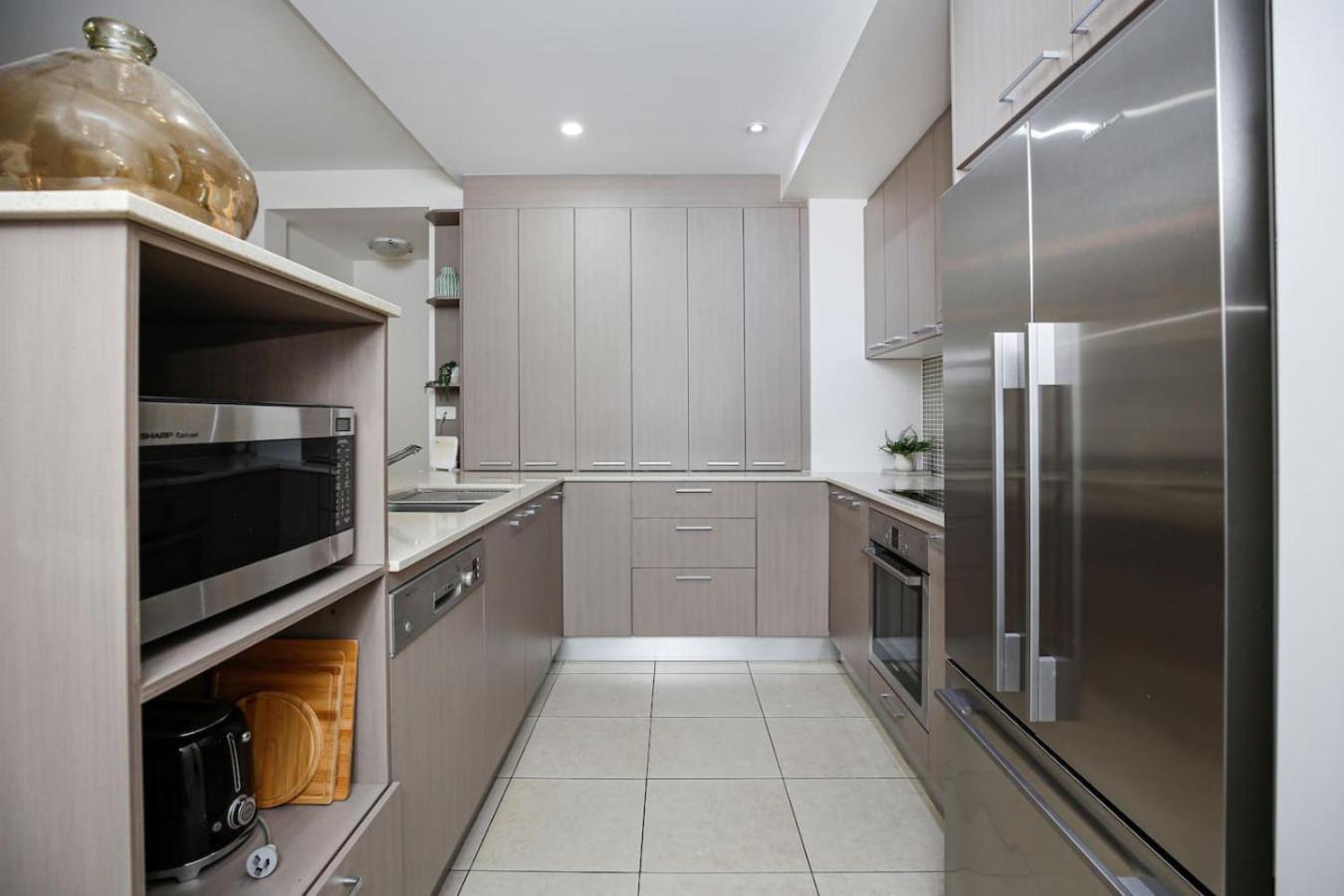 Luxury With Pool And Bbq Apartment *