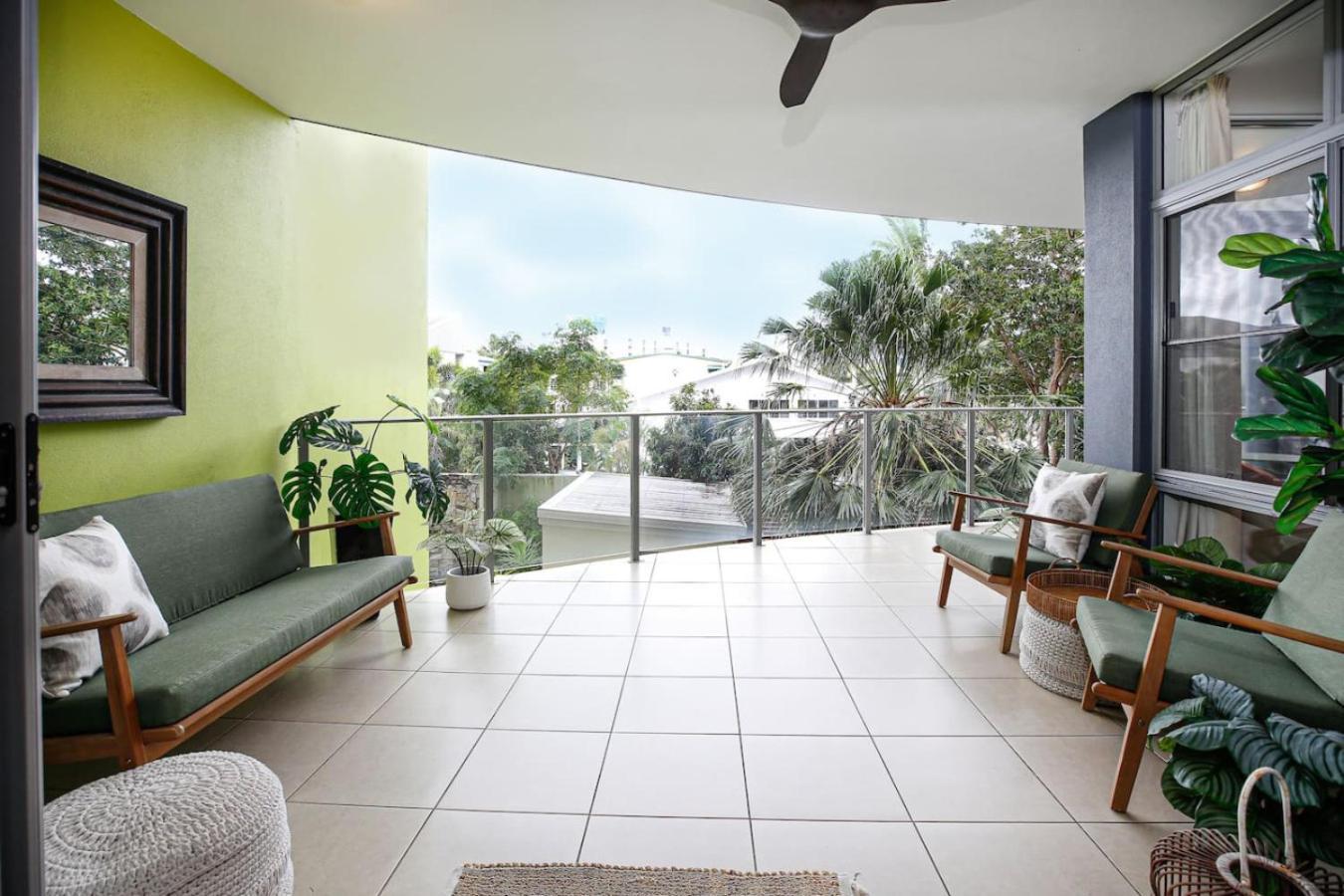 Luxury With Pool And Bbq Apartment *